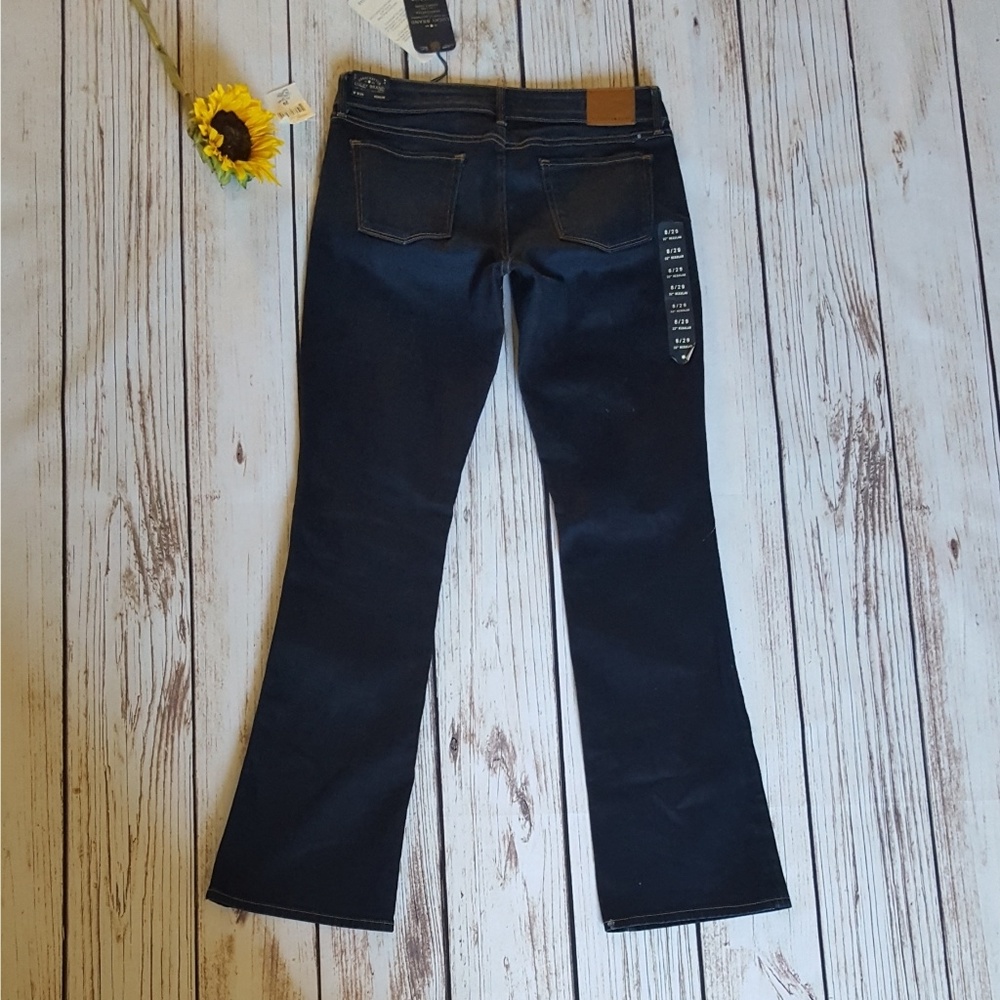 SOLD* Lucky Brand Mid Rise Lolita Boot Jeans - Picture 8 of 8